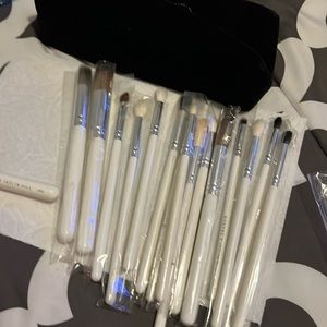 Jacklyn Hill make up brushes whole bundle of 16 total